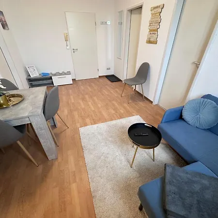 Hafenkante - Monteur- & Gratis Wlan Mit Parkplatz Apartment *
