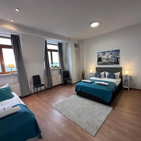 Hafenkante - Monteur- & Gratis Wlan Mit Parkplatz Rostock
