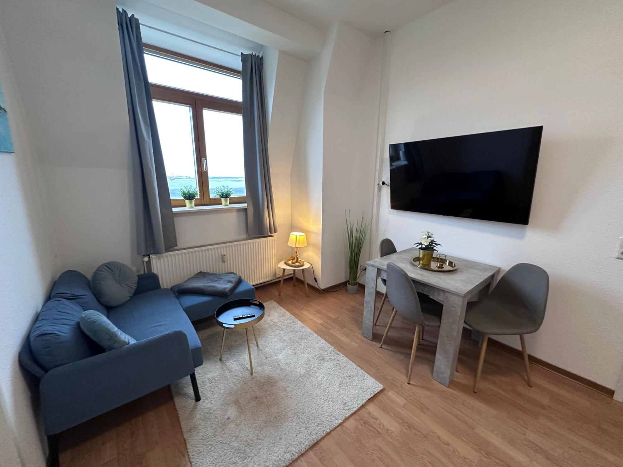 Hafenkante - Monteur- & Gratis Wlan Mit Parkplatz