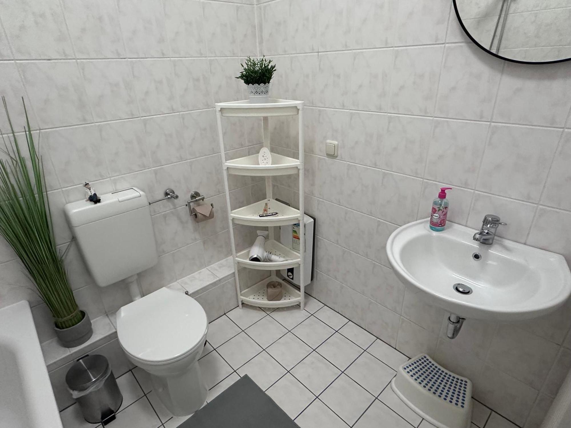 Hafenkante - Monteur-&ferienwohnung Gratis Wlan Mit Parkplatz Apartment